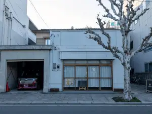 Dear U Uwajima Guest House & Cafe