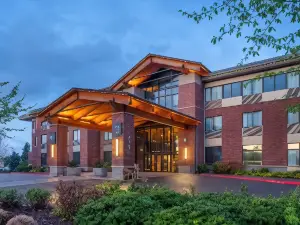 Best Western Premier Boulder Falls Inn