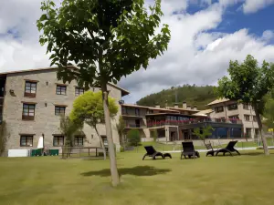 Hotel and Spa Pena Montanesa