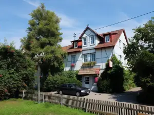 Biozertifiziertes Hotel Höpfigheimer Hof Mit Wein-Shop