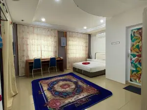 D' Anjung Inn