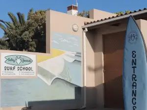 Salty Jackal Surf Camp