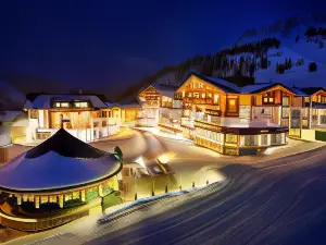 Superior Hotel Schneider Ski-in & Ski-Out