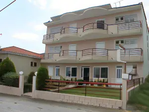 Kondylenia Rooms