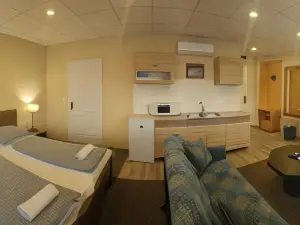Hotel Ajka Üzletház Panzió Ajka