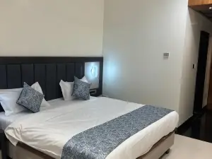 Hotel Gurudev Kunj