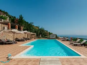 Apelon Tiritas Villas