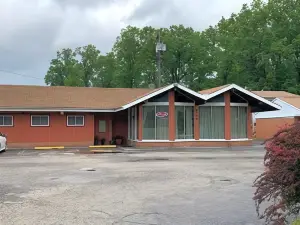 Budget Lodge Newton Falls