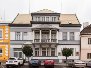 Apartmány Vila Týniště