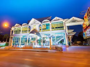 Nongkhai Tavilla Hotel and Convention Center