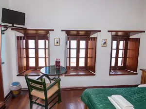 Goulas Traditional Guesthouse