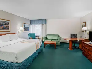 La Quinta Inn & Suites by Wyndham Nashville Franklin