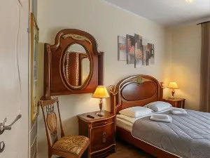 Grin-Star Hotel