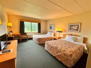 Shell Lake Lodge, a Travelodge by Wyndham