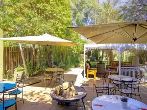 Afrique Boutique Hotel O.R. Tambo