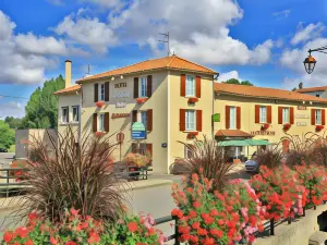 Logis Hôtels & Restaurant le Cheval Blanc et Clovis