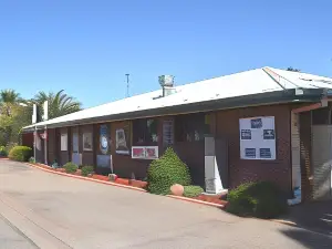 Roundhouse Motel