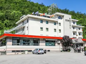 Euro Hotel