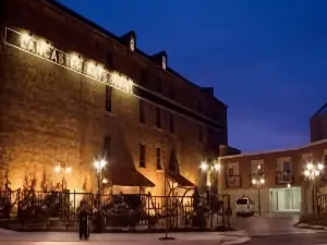 โรงแรมแลนแคสเตอร์ อาร์ตส