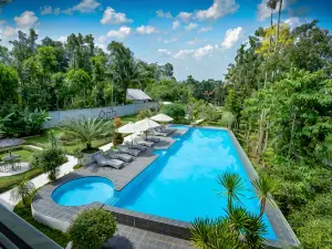 Nirvana Hotel Tetebatu