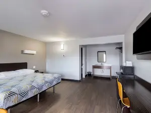 Motel 6 Show Low, AZ