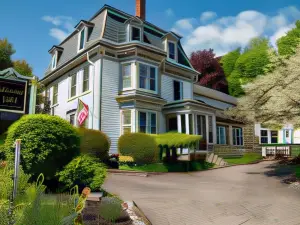 Hartstone Inn