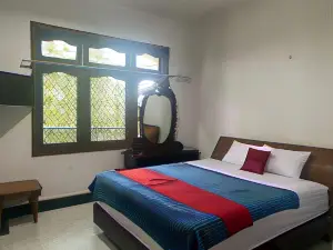 RedDoorz Syariah @ Karang Pilang