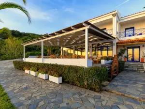 卡拉斯高級飯店