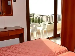 Hotel Haromar