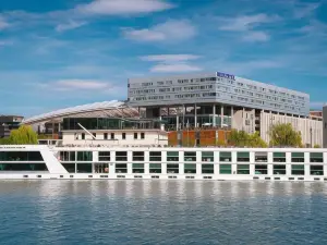 Novotel Lyon Centre Confluence Bord de Saone