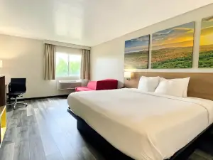 Days Inn by Wyndham Columbus IN