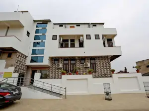 Nirmalya Inn