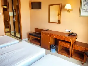 Hotel Humanes