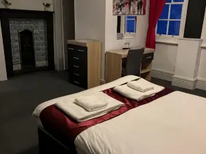 โรงแรมเดอะ บักเคิล