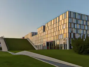 Stellaris Apartment Hotel