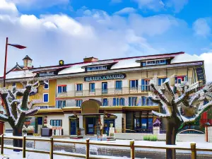 勒拉克餐廳飯店
