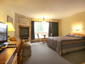 Sunny Point Resort