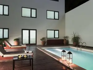 NH メンドーサ コルディレラ