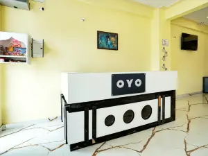Hotel O Holiday Hotel & Restaurant