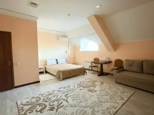 Hotel Rgk Rezidentsiya