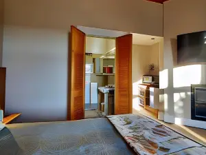 Tonix Boutique Accommodation