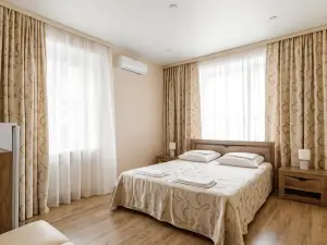 Hotel Platon