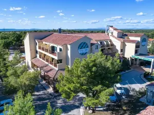 HOTEL VRATA KRKE