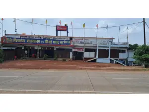 Spot on Krishna Market and Lodge