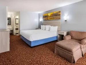 Days Inn & Suites by Wyndham Williamsburg Colonial