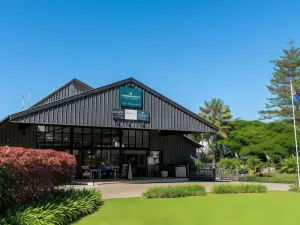 Governors Lodge Resort Hotel