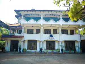 Cave Kithulgala
