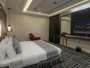 South Hotel Suites