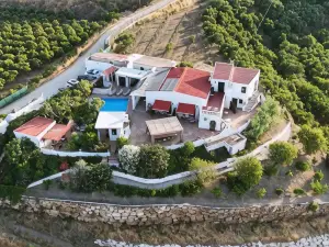 Casa Bambu Studios