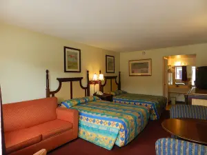 Maple Leaf Inn & Suites